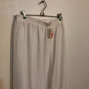 Pull on Floor  length slip with elastic  waist double layer 16